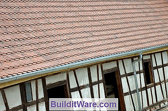 Legen Sie Eine Gebühr In Ihr Neues Dach - Mit Solar-Dachschindeln