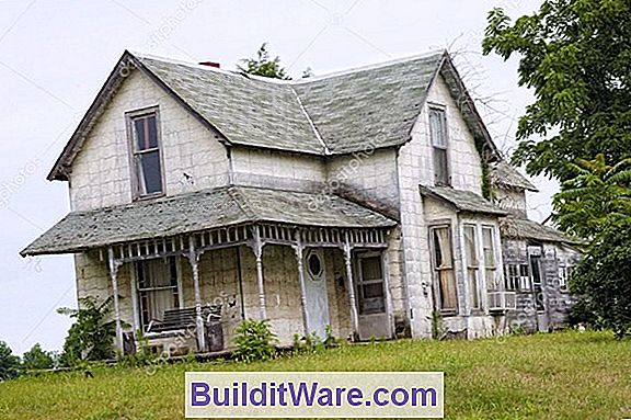 Ein Altes Haus Mit Einer Subprime-Hypothek Kaufen